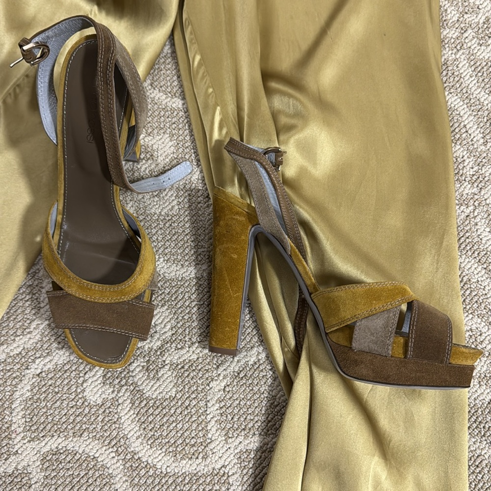 SILK BACKLESS ROMPER WIDE LEG - Picture 5 of 6